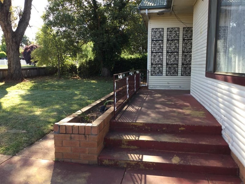 1 Sanderson Street, Dubbo NSW 2830