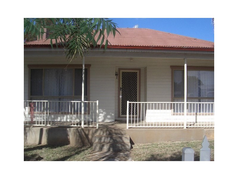 38 Young Street, Dubbo NSW 2830