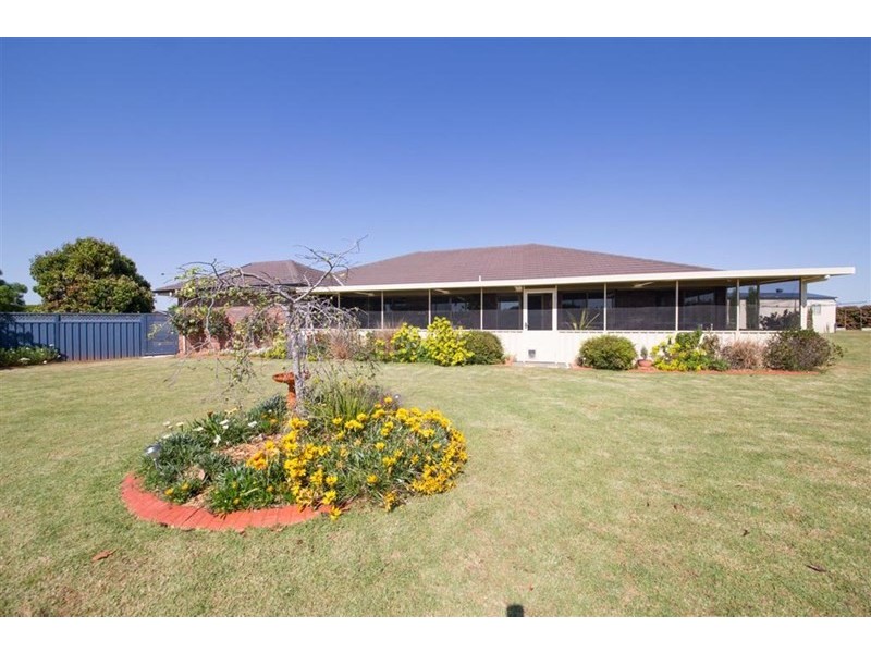 14 Noccundra Place, Dubbo NSW 2830