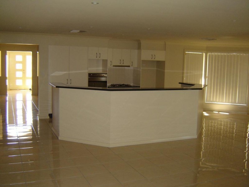 2 Sunvale Avenue, Dubbo NSW 2830