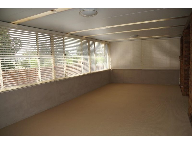 1 Kings Park Way, Dubbo NSW 2830