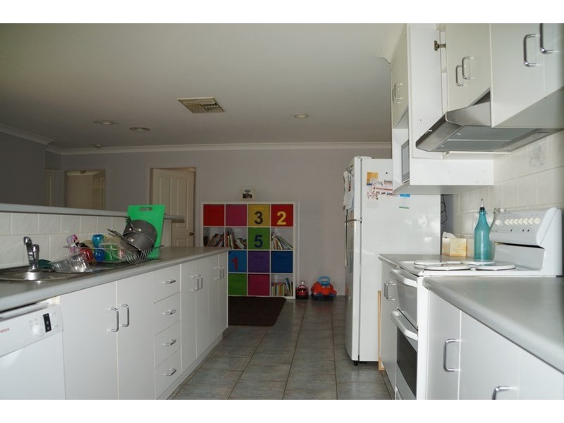 7 Teal Close, Dubbo NSW 2830