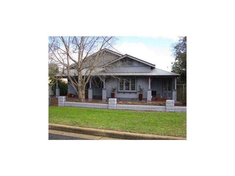 11 James Street, Dubbo NSW 2830