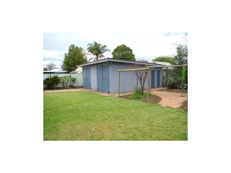 11 James Street, Dubbo NSW 2830