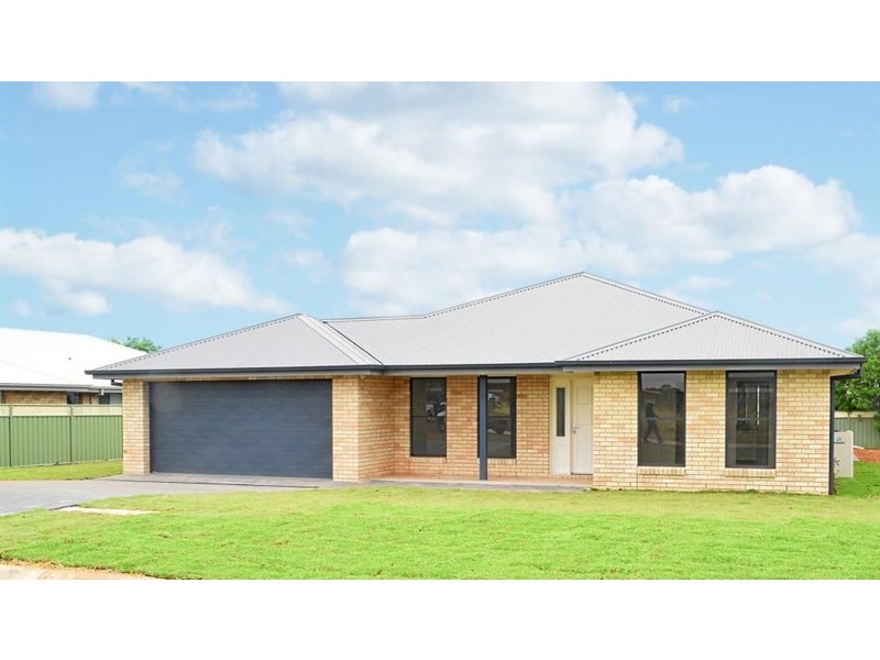 15 Crossroads Drive, Dubbo NSW 2830