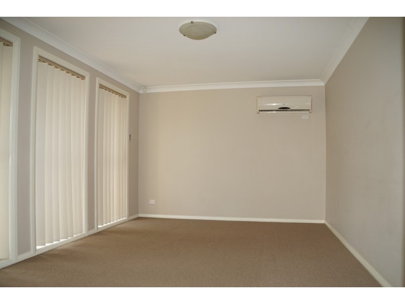 23B Dunheved Circle, Dubbo NSW 2830