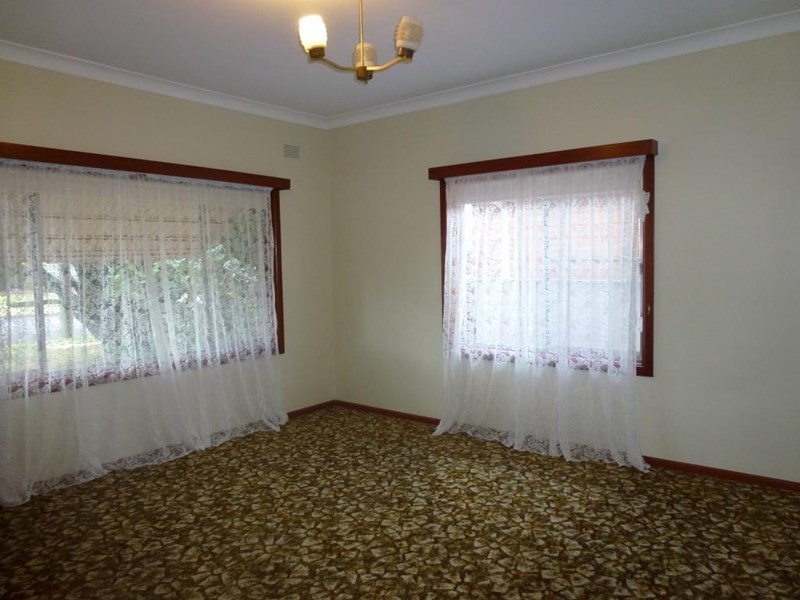 32 Caroline Street, Dubbo NSW 2830