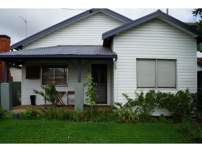 83 Bourke Street, Dubbo NSW 2830