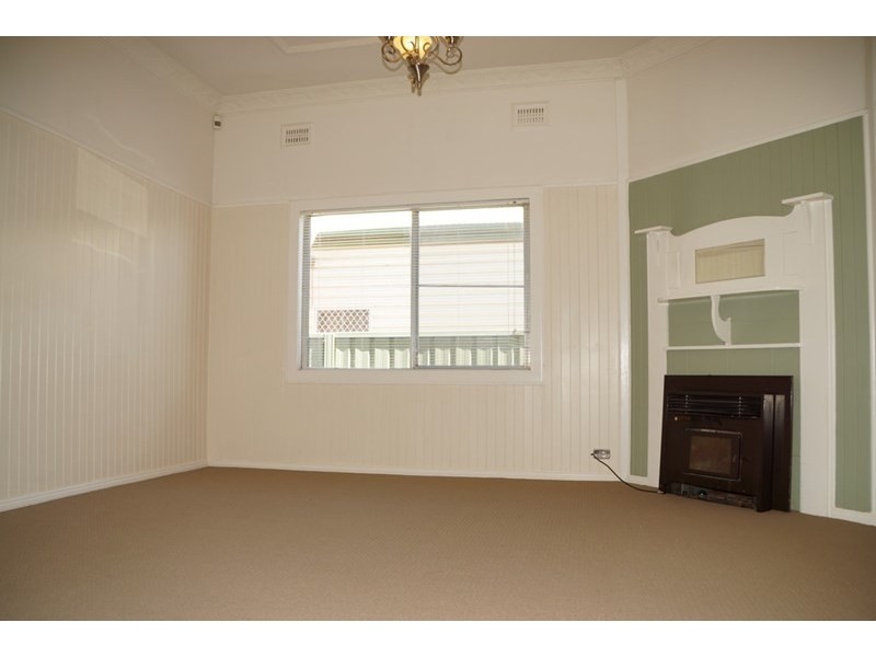 83 Bourke Street, Dubbo NSW 2830