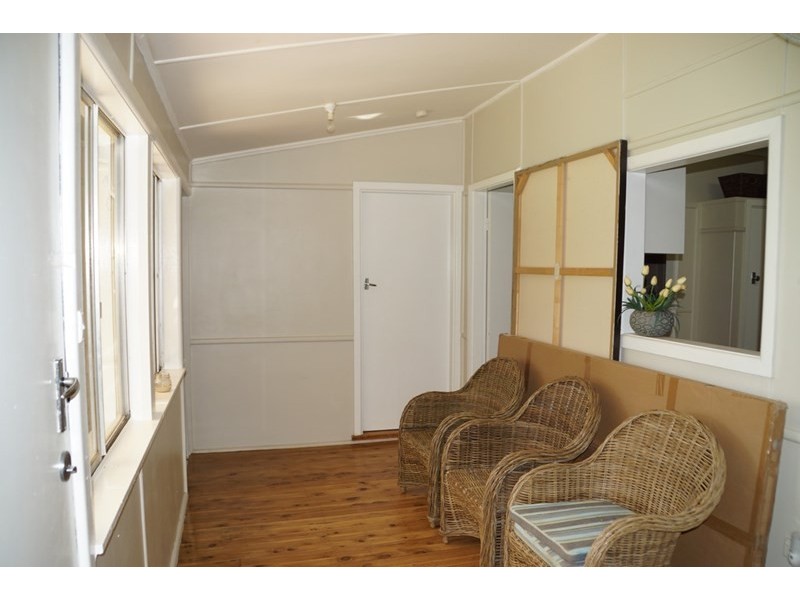 21 Algalah Street, Narromine NSW 2821