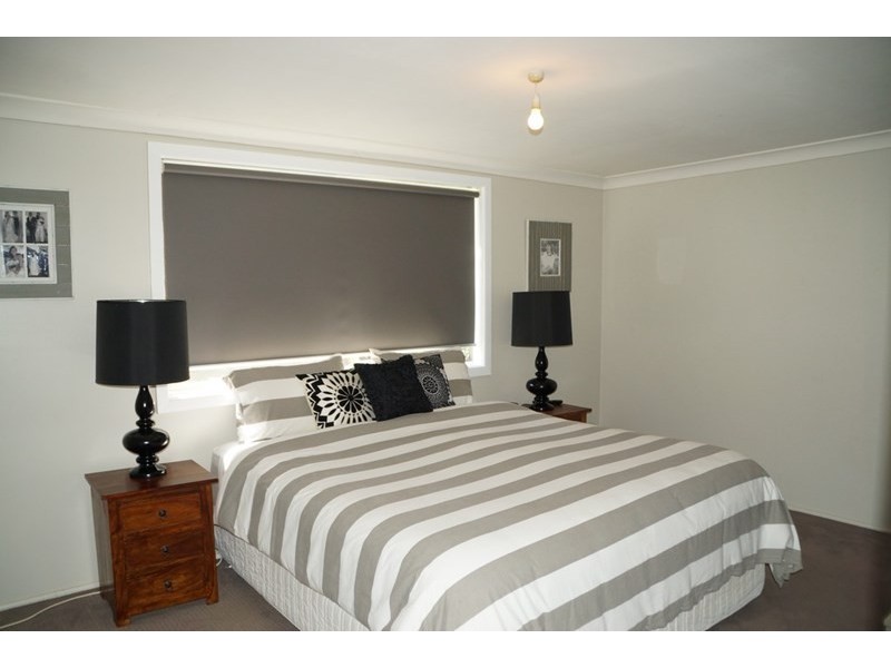 21 Algalah Street, Narromine NSW 2821