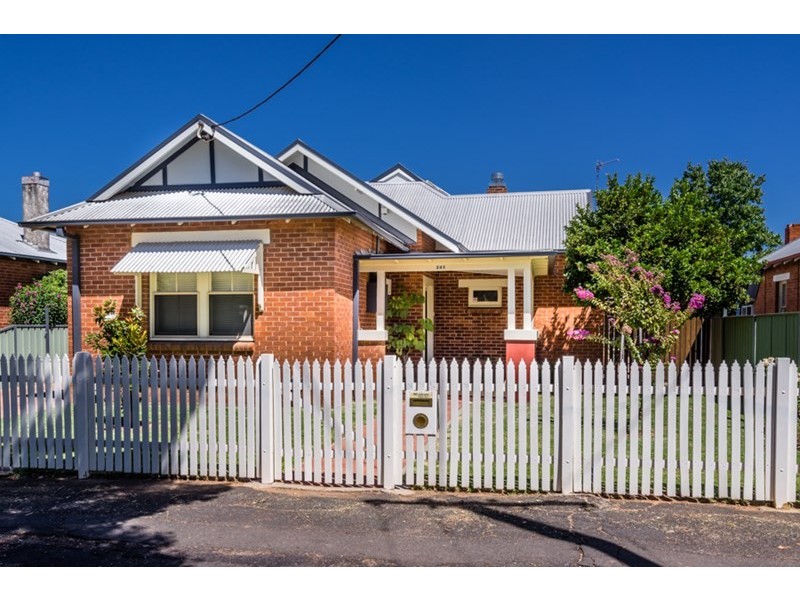 241 Brisbane Street, Dubbo NSW 2830