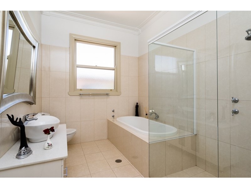 241 Brisbane Street, Dubbo NSW 2830