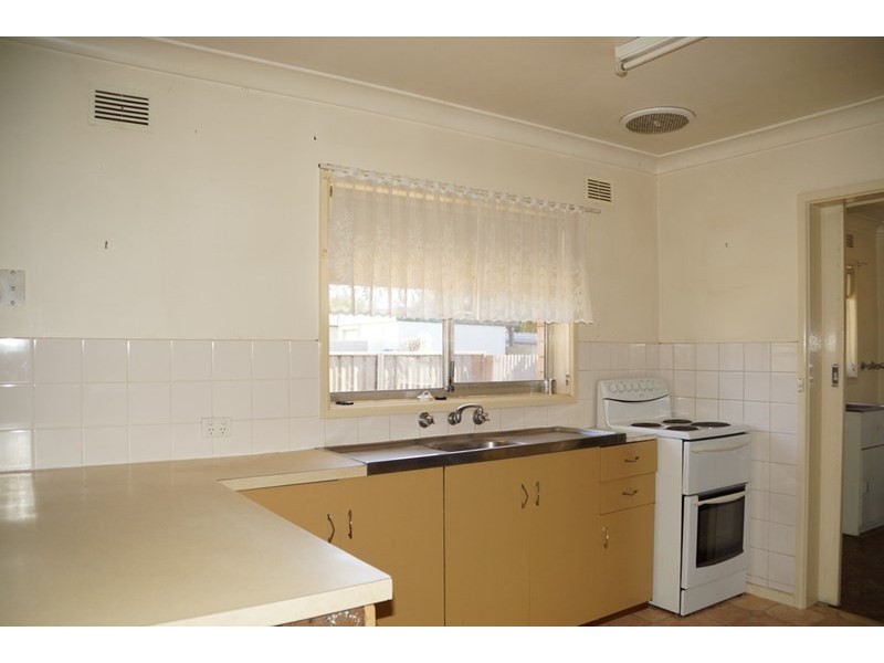 46 Baird Drive, Dubbo NSW 2830