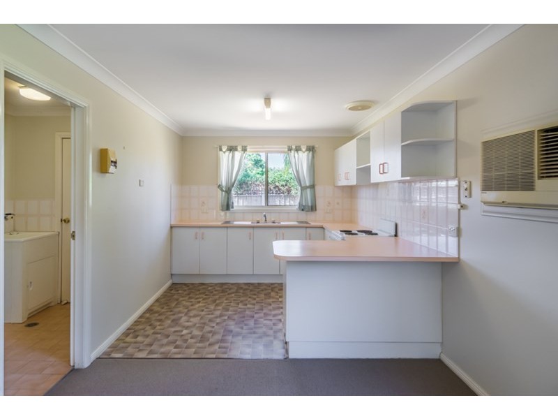 2/7 Robinson Avenue, Dubbo NSW 2830