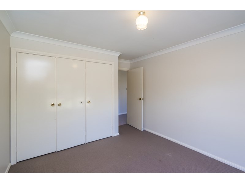 2/7 Robinson Avenue, Dubbo NSW 2830