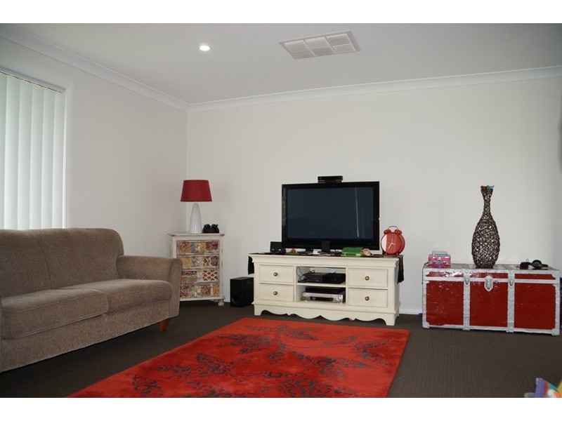 18 Lincoln Parkway, Dubbo NSW 2830