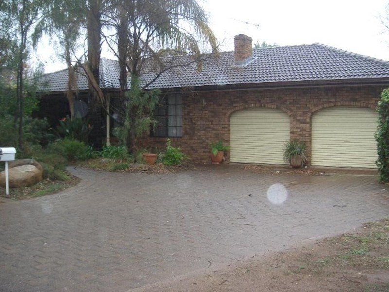 2 Nelson Place, Dubbo NSW 2830