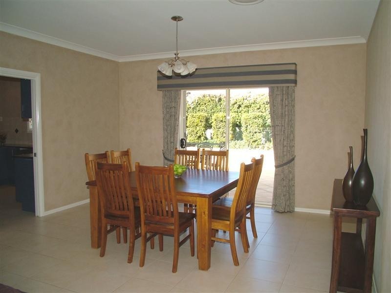 3 Lachlan Way, Dubbo NSW 2830