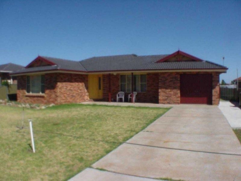 48 Eden Park Avenue, Dubbo NSW 2830