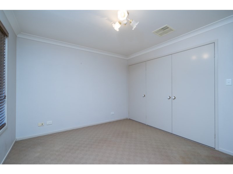 71 Twickenham Drive, Dubbo NSW 2830