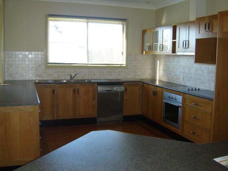 8 St Andrews Drive, Dubbo NSW 2830