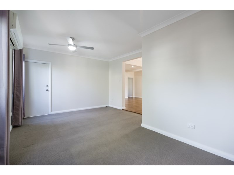 43 Alagalah Street, Narromine NSW 2821