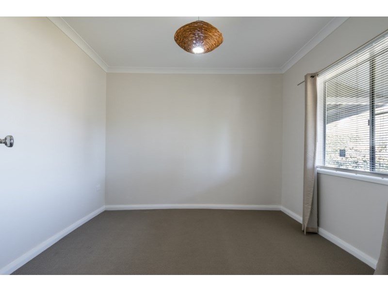 43 Alagalah Street, Narromine NSW 2821