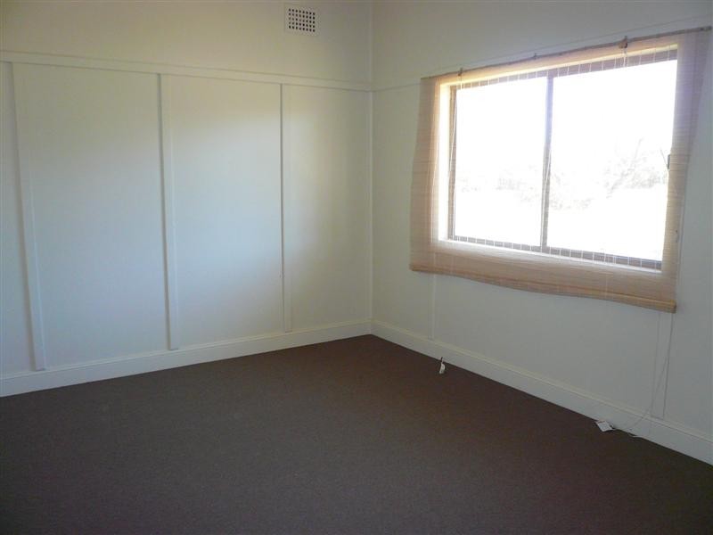 18 River Street, Mendooran NSW 2842