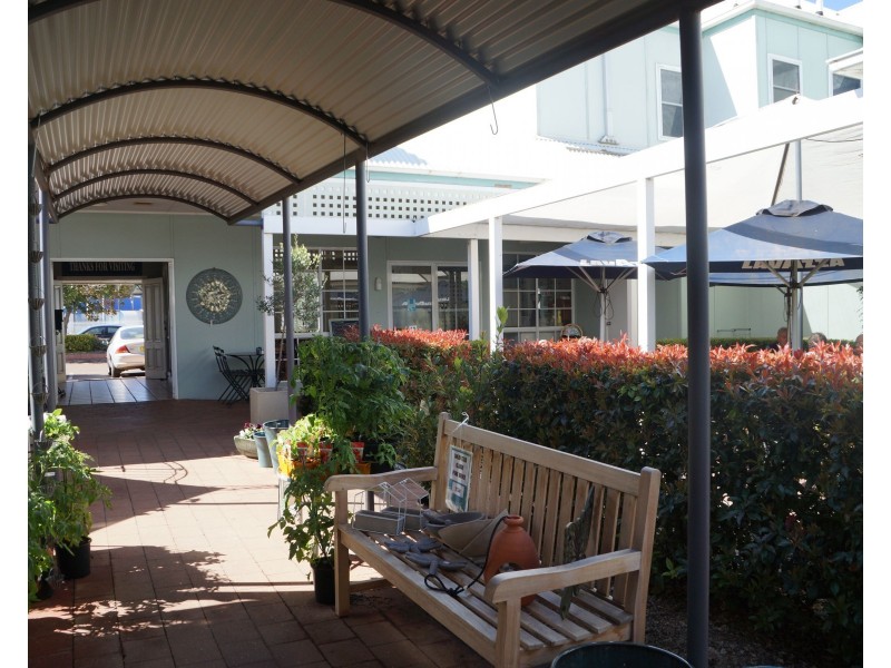 Magnolia Cafe, 73 Wheelers Lane, Dubbo NSW 2830