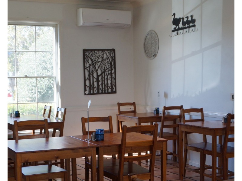 Magnolia Cafe, 73 Wheelers Lane, Dubbo NSW 2830