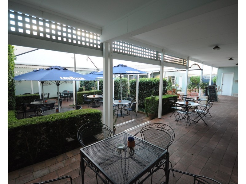 Magnolia Cafe, 73 Wheelers Lane, Dubbo NSW 2830