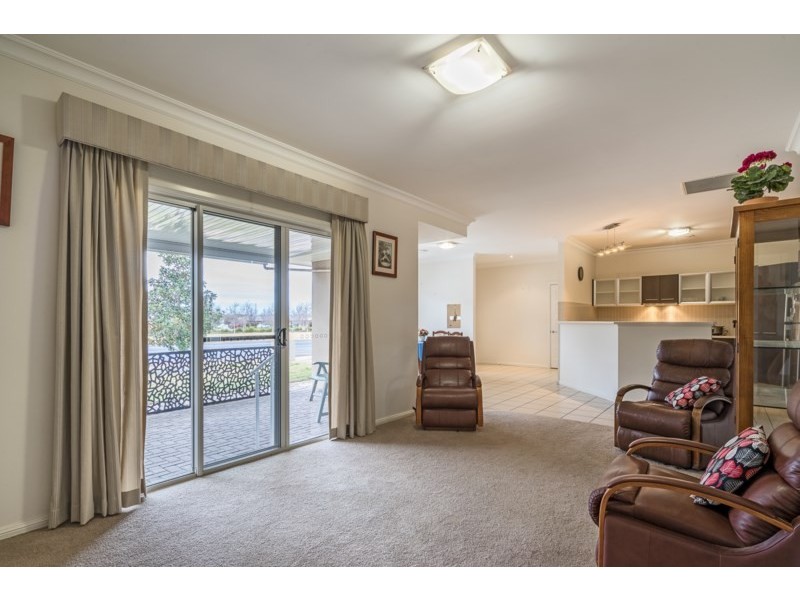 513B Wheelers Lane, Dubbo NSW 2830