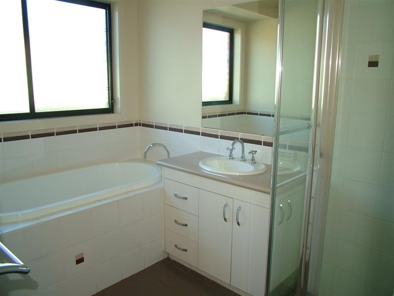 3 Hawkesbury Place, Dubbo NSW 2830