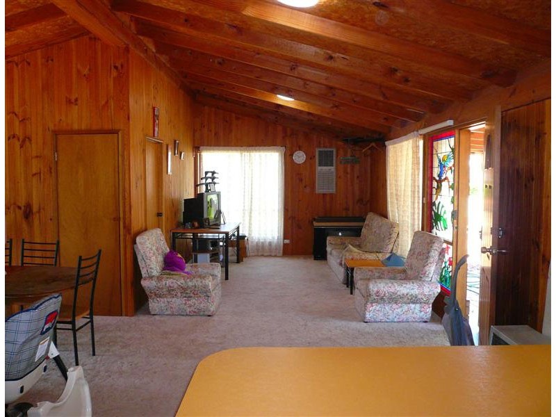 21 Sandringham Place, Dubbo NSW 2830