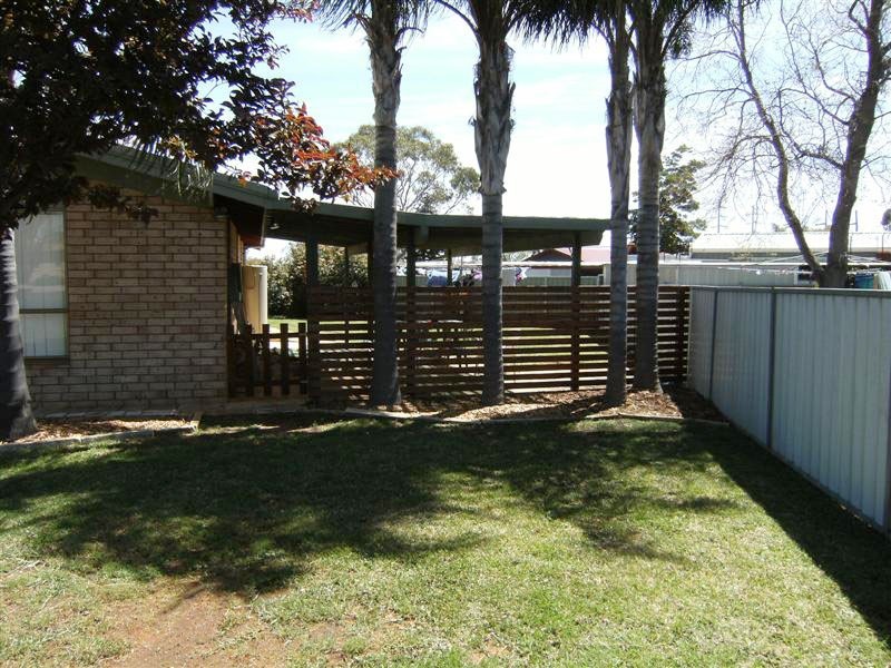 21 Sandringham Place, Dubbo NSW 2830