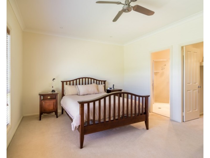 12 Hilton Place, Dubbo NSW 2830