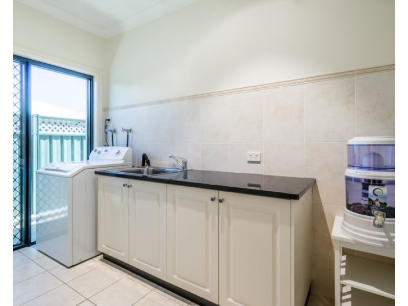 12 Hilton Place, Dubbo NSW 2830