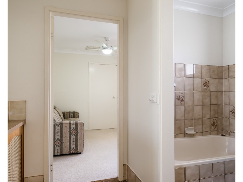 19 Mumford Crescent, Dubbo NSW 2830