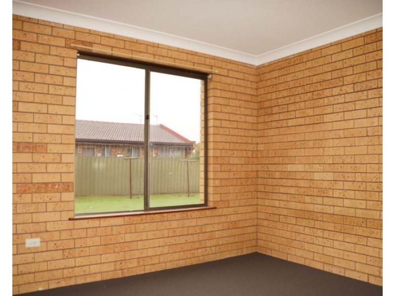 2/5 Forrest Crescent, Dubbo NSW 2830