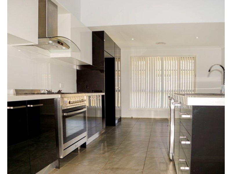 22 Champagne Drive, Dubbo NSW 2830