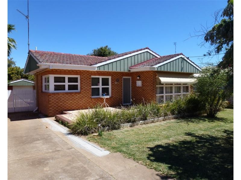 35 Hay Street, Dubbo NSW 2830