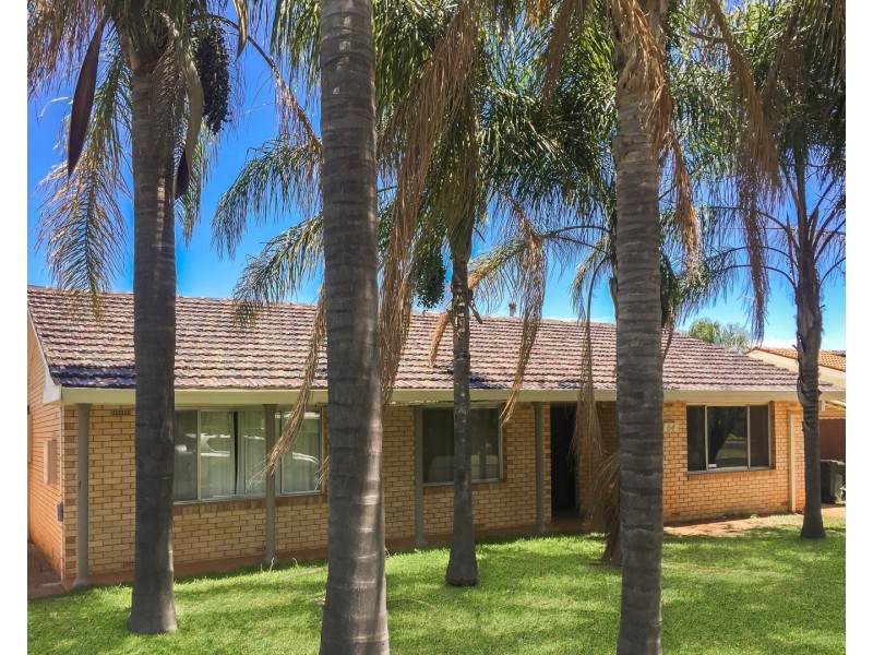 64 Oxley Circle, Dubbo NSW 2830