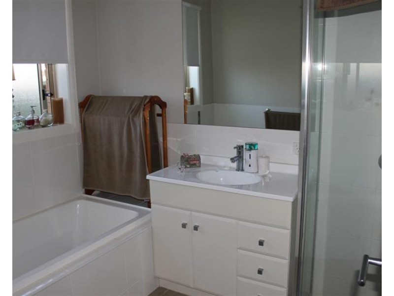 8 Javea Close, Dubbo NSW 2830