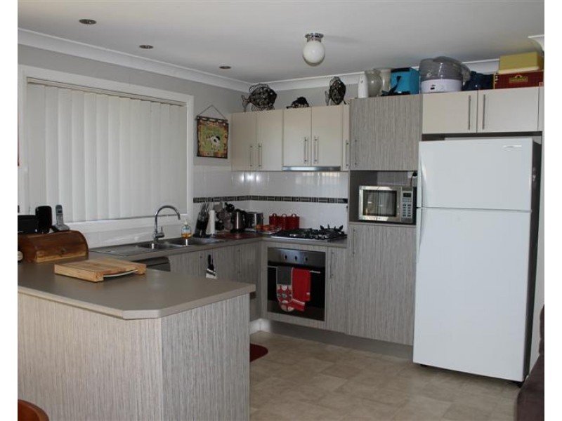 8 Javea Close, Dubbo NSW 2830