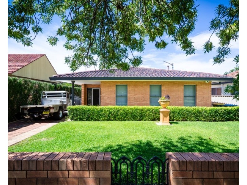 15 Hutchins Avenue, Dubbo NSW 2830