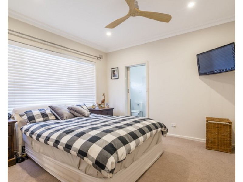 15 Hutchins Avenue, Dubbo NSW 2830