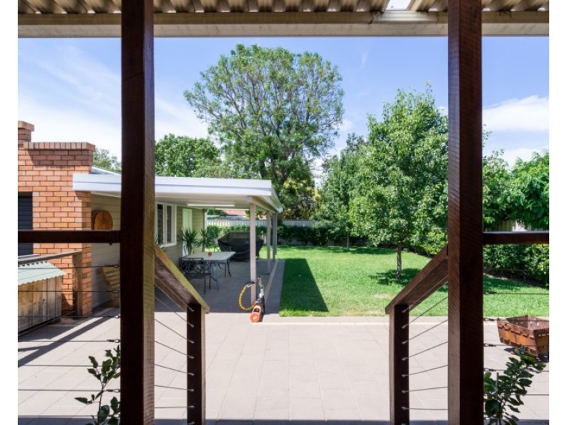 15 Hutchins Avenue, Dubbo NSW 2830