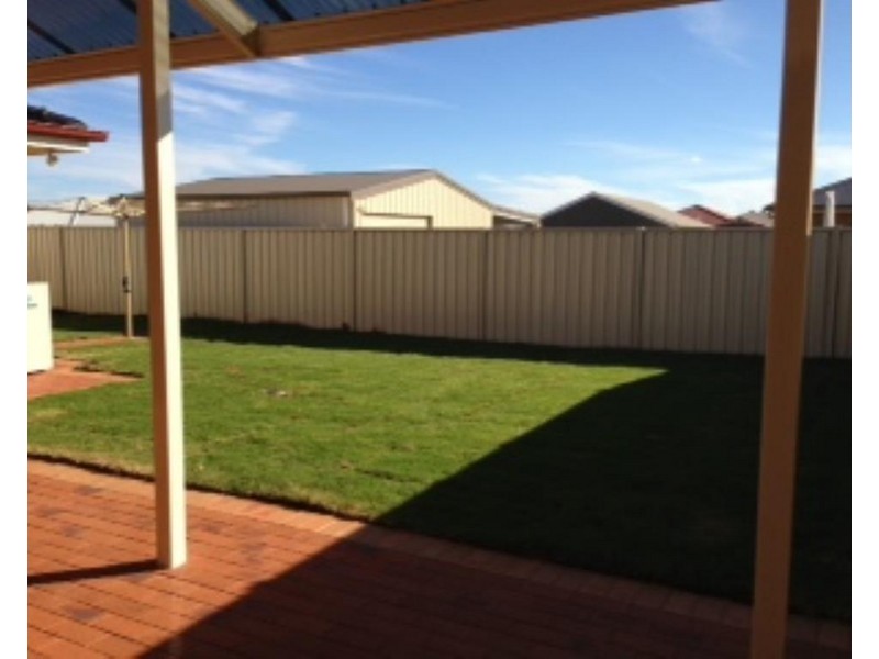 2 Timgarlen Avenue, Dubbo NSW 2830