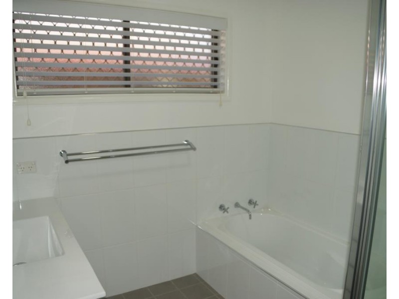 33 Brigalow Avenue, Dubbo NSW 2830